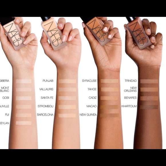 NARS All Day Luminous Weightless Foundation Tahoe - Picture 2 of 5